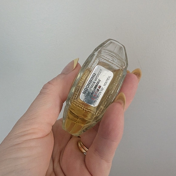 Moonwind Avon Spray - Picture 7 of 7